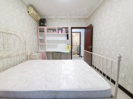 欢乐谷世纪东方城精装两居室 拎包入住的理想选择